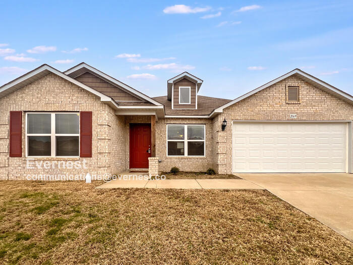 2169 Bentwood Dr in Alexander, AR - Building Photo