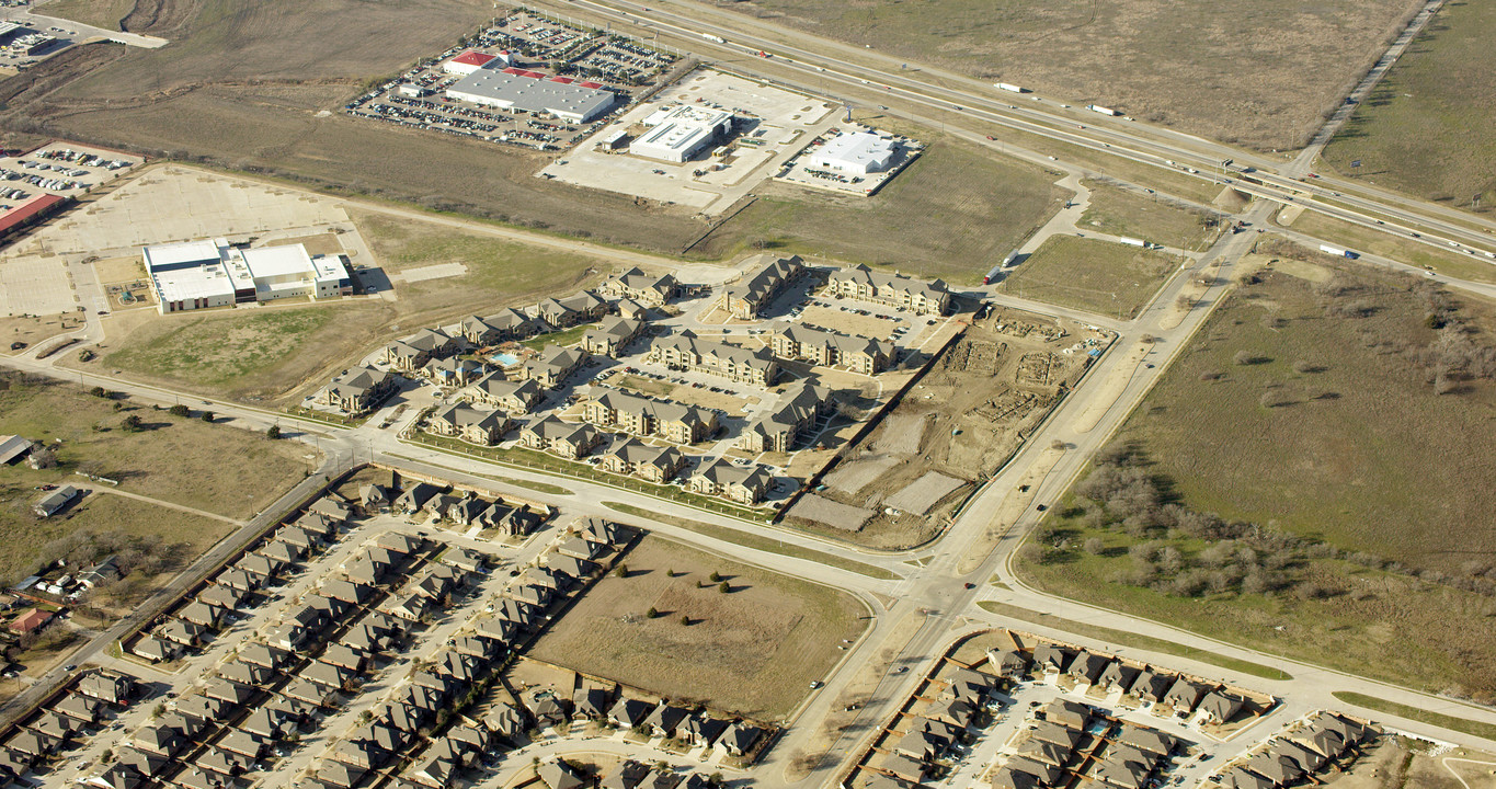 Mansions at Timberland - Phase II in Fort Worth, TX - Building Photo