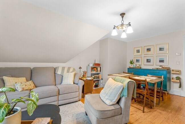 5 Wenham St in Boston, MA - Building Photo - Building Photo