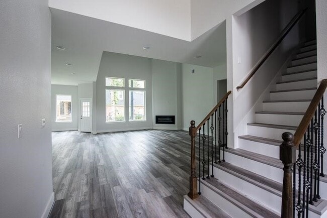 property at 216 Monterrey Rd W