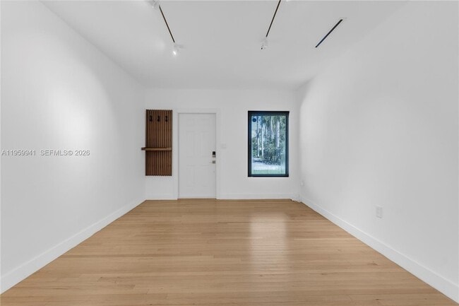 1296 NE 99th St in Miami Shores, FL - Building Photo - Building Photo