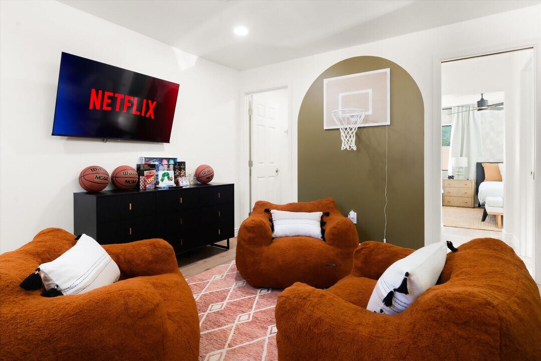 4744 Saguaro Pl in Paradise Valley, AZ - Building Photo