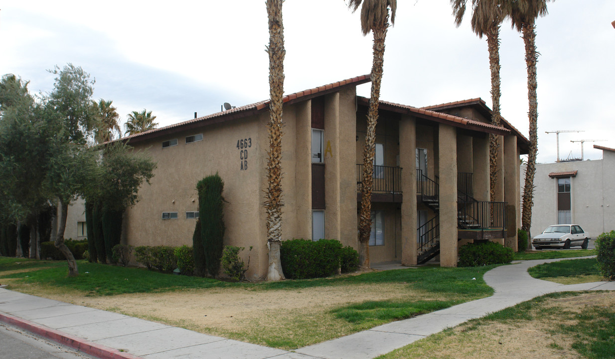 4663 Sand Creek Ave in Las Vegas, NV - Building Photo