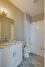 1610 Northview Ave, Unit B in Nashville, TN - Building Photo - Building Photo
