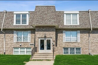 1100 E 6th St, Unit 7 in Des Moines, IA - Building Photo - Building Photo