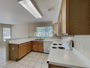 8002 S Wild Primrose Ave in Tucson, AZ - Building Photo - Building Photo