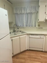 598 Lake Superior Ln in Boulder City, NV - Building Photo - Building Photo