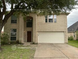 60 Atascadero Dr in Manvel, TX - Building Photo