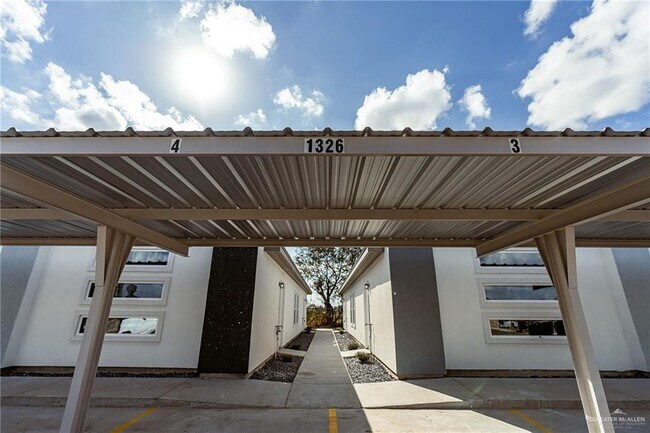 1326 W Harrison Ave-Unit -1 in Alton, TX - Building Photo - Building Photo