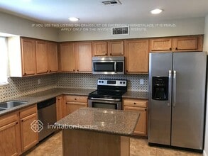 7120 E Broadway Rd in Mesa, AZ - Building Photo - Building Photo