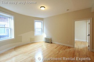 281 Harvard St, Unit 36 in Cambridge, MA - Foto de edificio - Building Photo