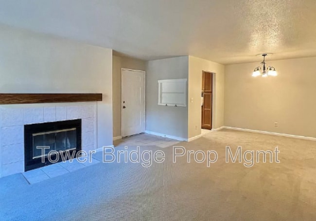 11150 Trinity River Dr in Rancho Cordova, CA - Building Photo - Building Photo