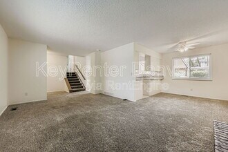 1243 S Johnson Way in Lakewood, CO - Building Photo - Building Photo