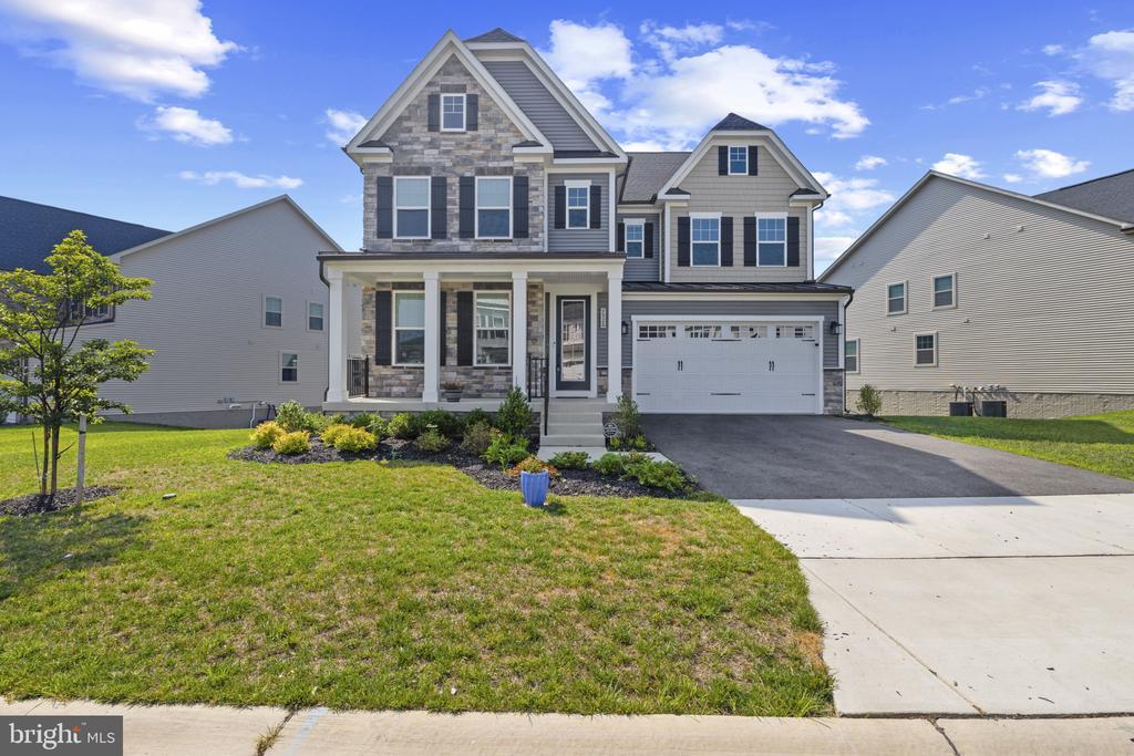 7528 Zoe Ln in Laurel, MD - Foto de edificio