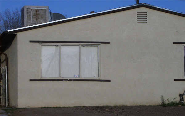 304-306 Mary Anne Ave in Barstow, CA - Building Photo - Building Photo