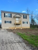 210 Baker St in Villa Ridge, MO - Building Photo