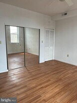 1315 W Porter St in Philadelphia, PA - Building Photo