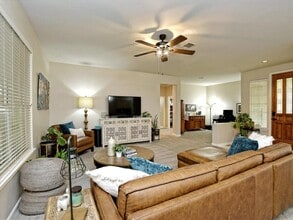 116 Running Water St in Georgetown, TX - Building Photo - Building Photo