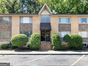 115 Biscayne Dr NW in Atlanta, GA - Building Photo - Building Photo