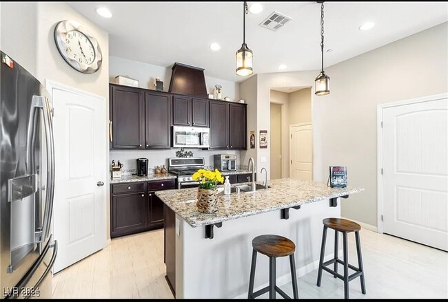 675 Tremaine Ct in Henderson, NV - Foto de edificio - Building Photo