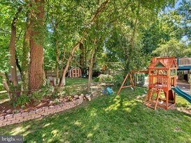 8909 2nd Ave in Silver Spring, MD - Building Photo