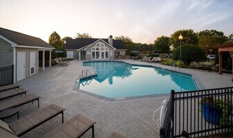 Berry Shoals in Duncan, SC - Building Photo