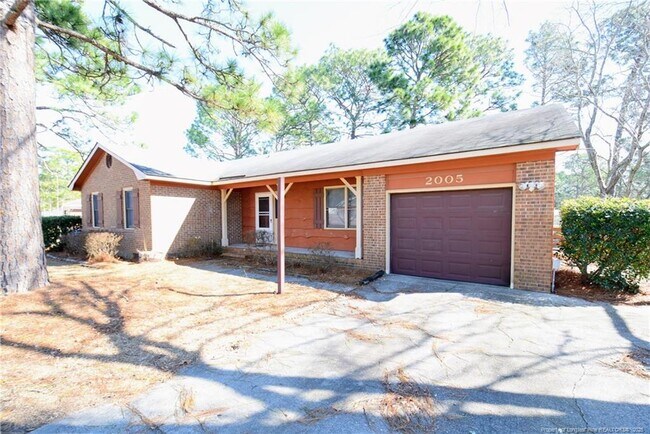 2005 Dockside Dr in Fayetteville, NC - Building Photo - Building Photo
