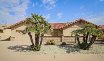2071 Leisure World in Mesa, AZ - Building Photo