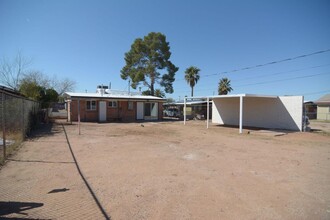 839 E Linden St in Tucson, AZ - Foto de edificio - Building Photo