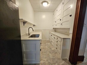 489 Lincoln St in Manchester, NH - Building Photo - Building Photo