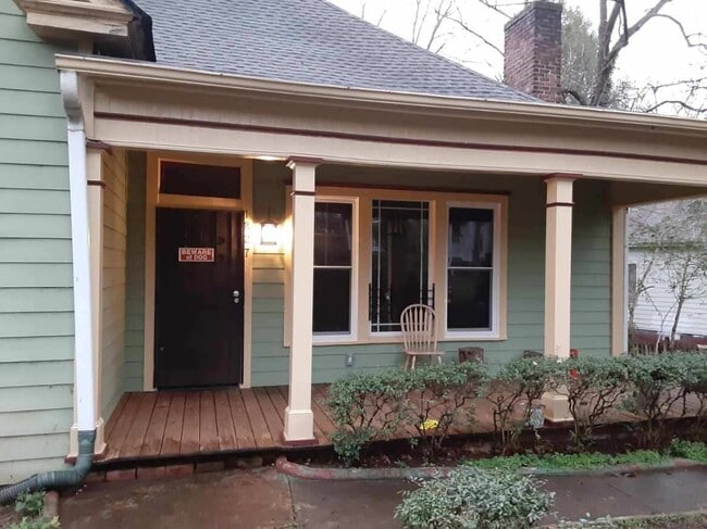 property at 1827 Lakewood Ter SE