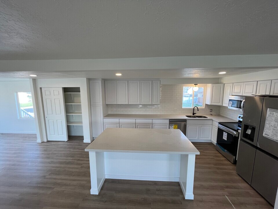 1108 E 500 N in Orem, UT - Building Photo
