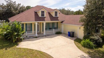 109 Bilbao Dr in St. Augustine, FL - Building Photo