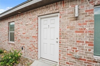 16 Xanthia S St in Alton, TX - Building Photo - Building Photo