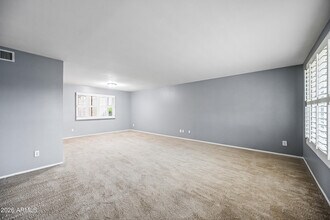 5945 E Thomas Rd in Scottsdale, AZ - Building Photo - Building Photo