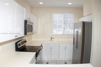 4704 NW 57th Pl in Coconut Creek, FL - Building Photo - Building Photo