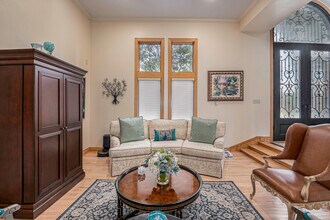 811 Western Hills Dr in Papillion, NE - Building Photo - Building Photo