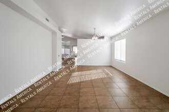 295 N Hudson Pl in Chandler, AZ - Building Photo - Building Photo