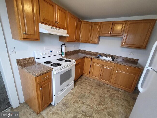 201 Lincoln Ave in Magnolia, NJ - Building Photo - Building Photo