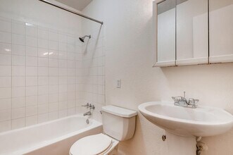 Geneva Apartments in Aurora, CO - Building Photo - Building Photo