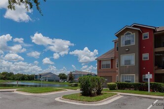 2210 Grand Cayman Ct, Unit 1731 in Kissimmee, FL - Foto de edificio - Building Photo