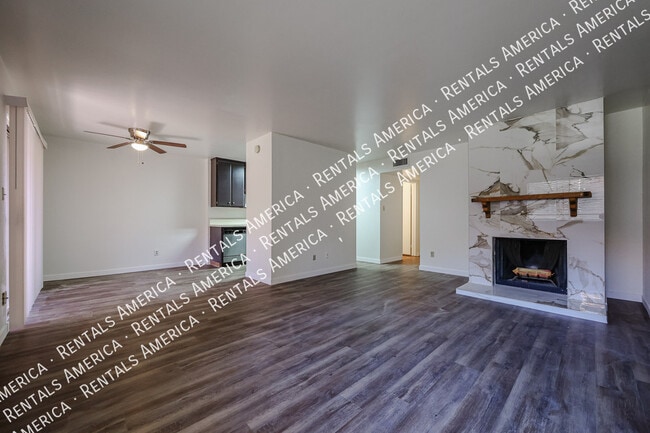 property at 5525 E Thomas Rd