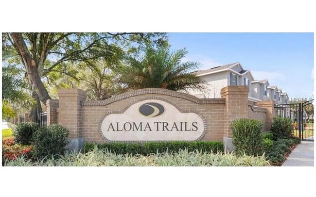 property at 7518 Aloma Pines Ct