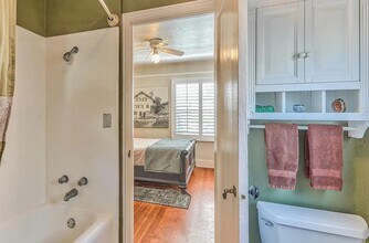 1064 Harrison St in Monterey, CA - Building Photo - Building Photo