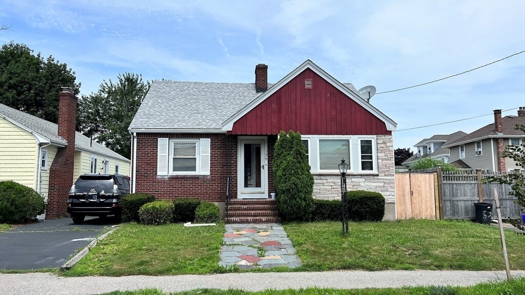 156 Squanto Rd in Quincy, MA - Building Photo