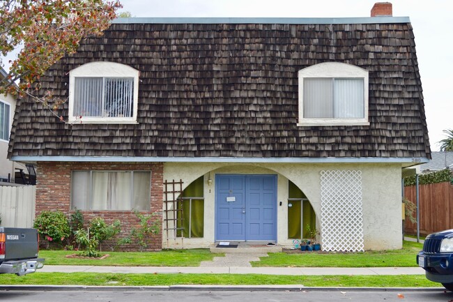 380 Temple Ave in Long Beach, CA - Building Photo - Building Photo