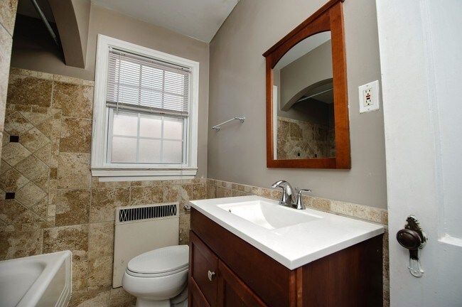 Lucy Manor in Shaker Heights, OH - Building Photo - Building Photo