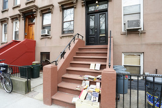 324 Degraw St in Brooklyn, NY - Building Photo - Building Photo