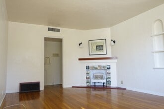 1927 E 10th St in Tucson, AZ - Foto de edificio - Building Photo