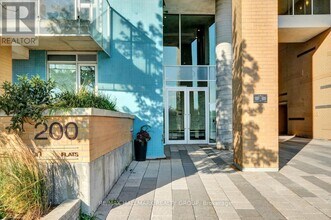 200 Lett St in Ottawa, ON - Building Photo - Building Photo